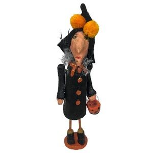 Monnie Wilson Halloween Witch Paper Mache Folk Figure